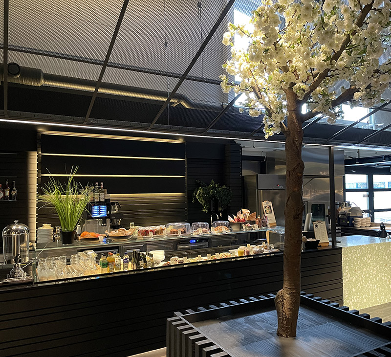 restaurang-ät-landside-bar-800px Interiörbild från restaurang Ät i terminalen på Stockholm Skavsta Airport